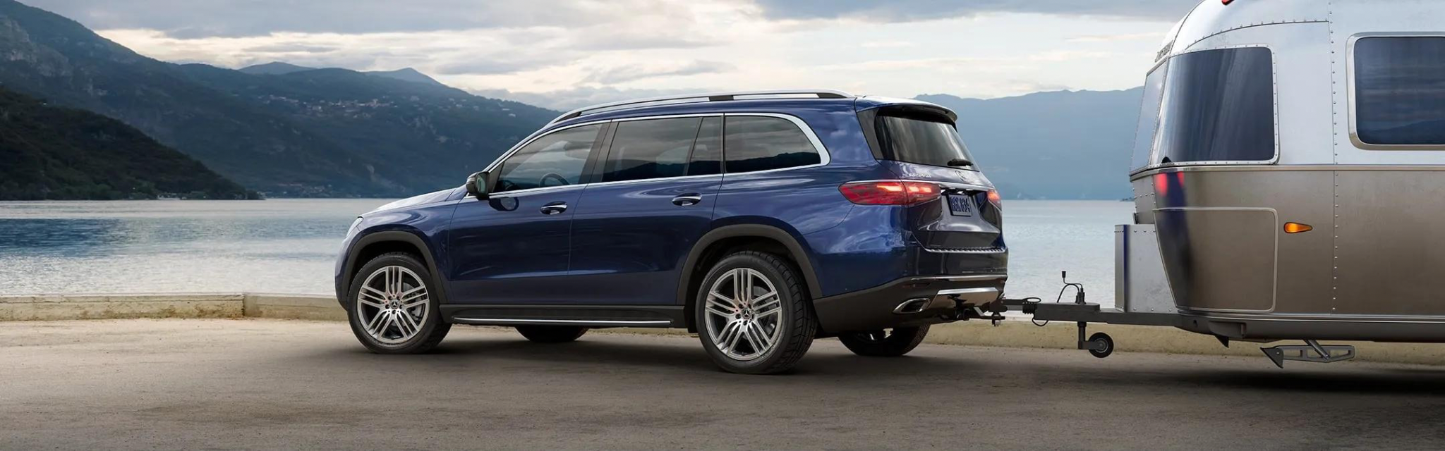 blue_mercedes_suv